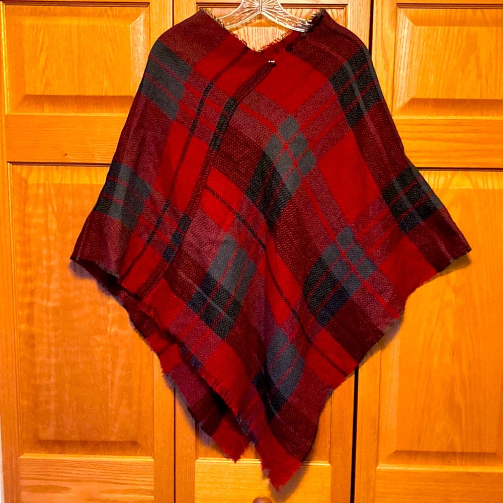 Buffalo plaid poncho